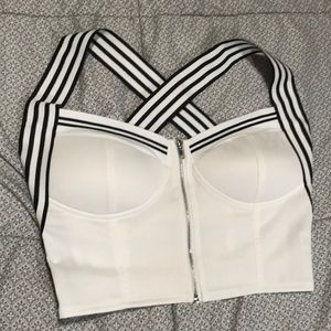 Front zipper, criss-cross back shirt, size X-large